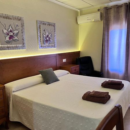 Hotel Don Juan Пуэнте-де-Хенаве Экстерьер фото