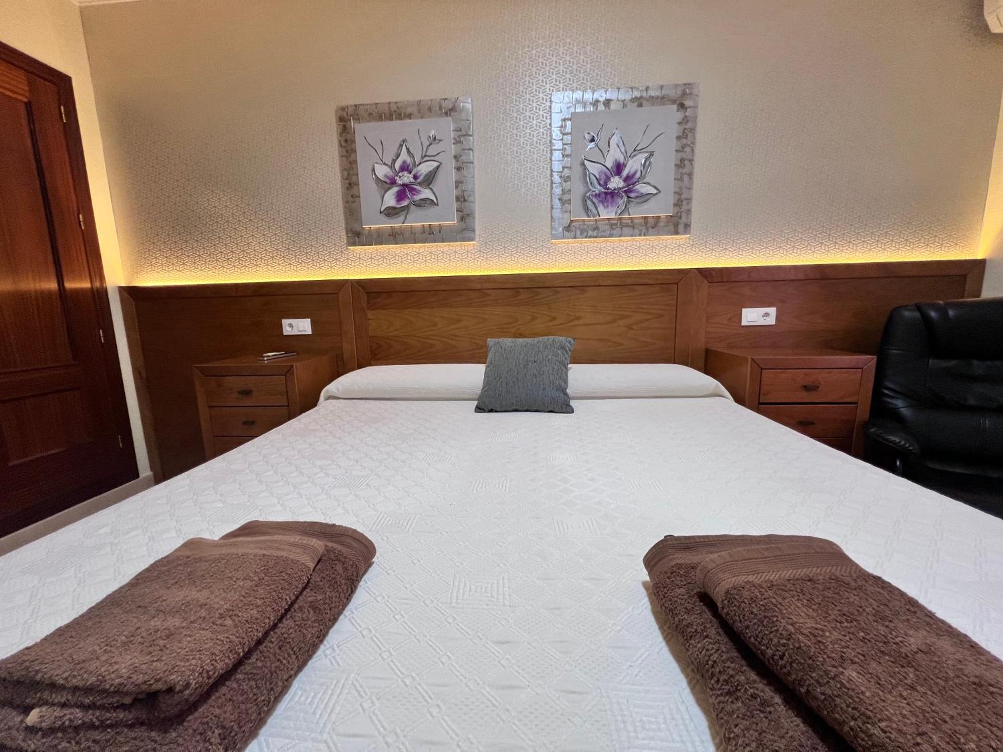 Hotel Don Juan Пуэнте-де-Хенаве Экстерьер фото