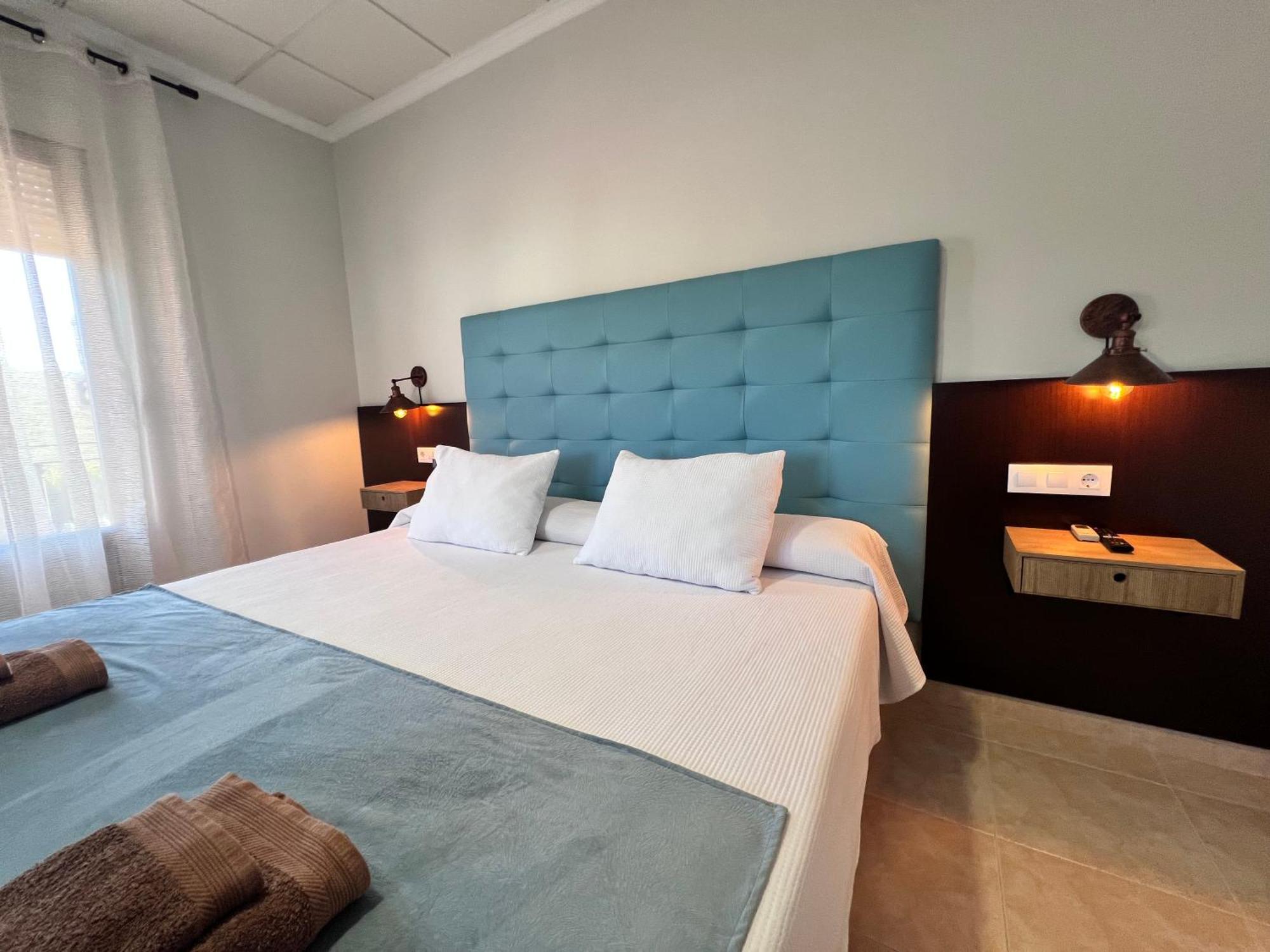 Hotel Don Juan Пуэнте-де-Хенаве Экстерьер фото