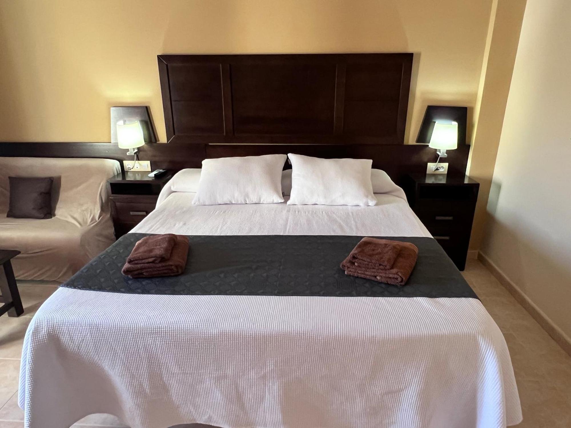 Hotel Don Juan Пуэнте-де-Хенаве Экстерьер фото